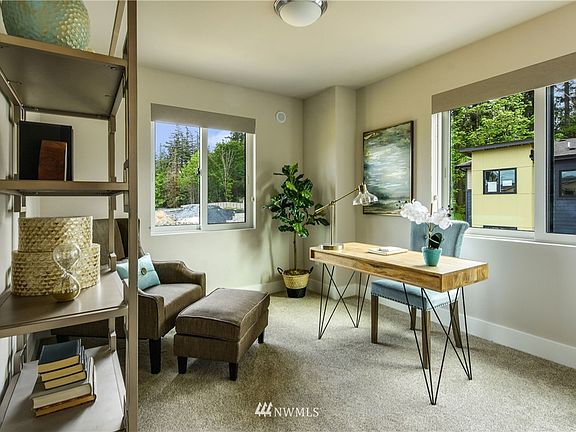 4th image of 511 SE Fremont Walk