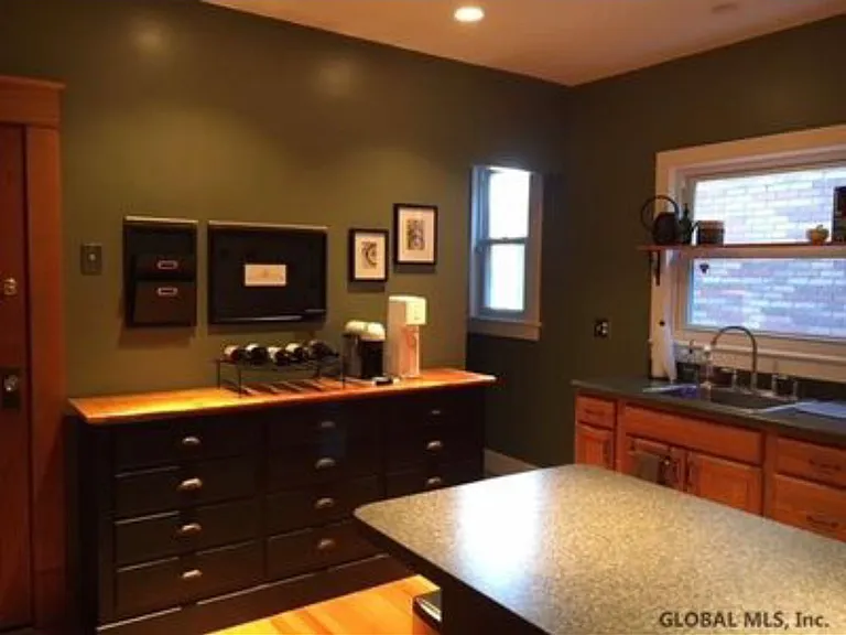 69 Summit Ave #1 — Photo 2