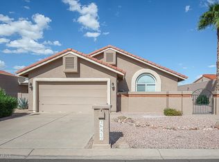 26417 S Moonshadow Dr, Sun Lakes, AZ 85248