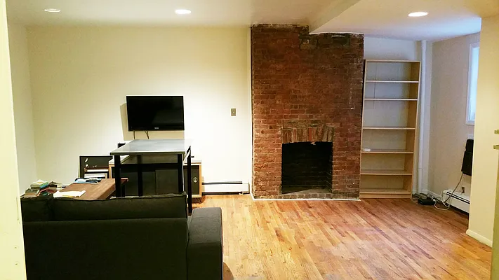 Rented by Modern Spaces | media 2