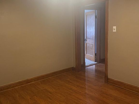 3rd image of 2125 Elmwood Ave