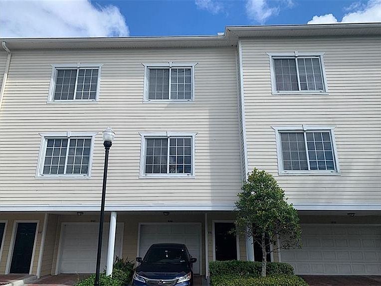 1st image of 9705 Meadow Field Cir