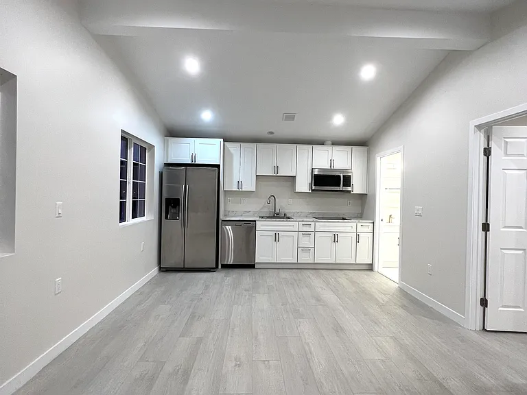 6534 Valley Circle Blvd #6534 — Photo 1