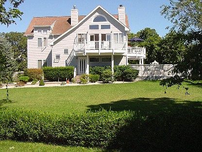 1st image of 15 Phillips Ln