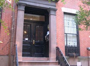 12 E 10th St APT 2R, New York, NY 10003
