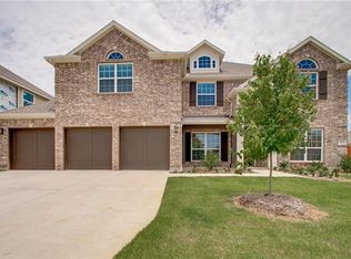 7813 Apple Valley Ln, Denton, TX 76208