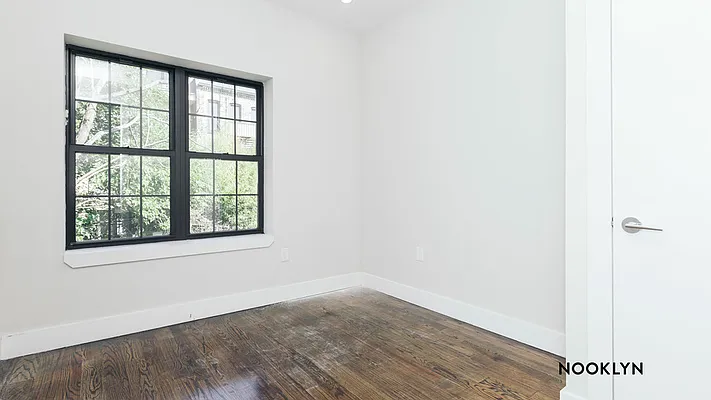 Rented by Nooklyn NYC LLC | media 8