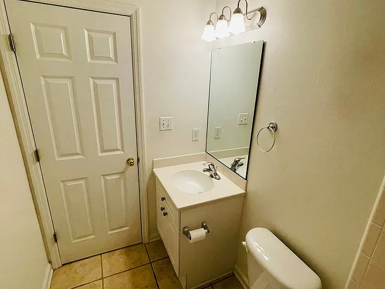 2031 Sunny Dale Dr — Photo 26