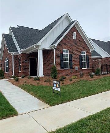 3rd image of 413 Quinby Way #44 A