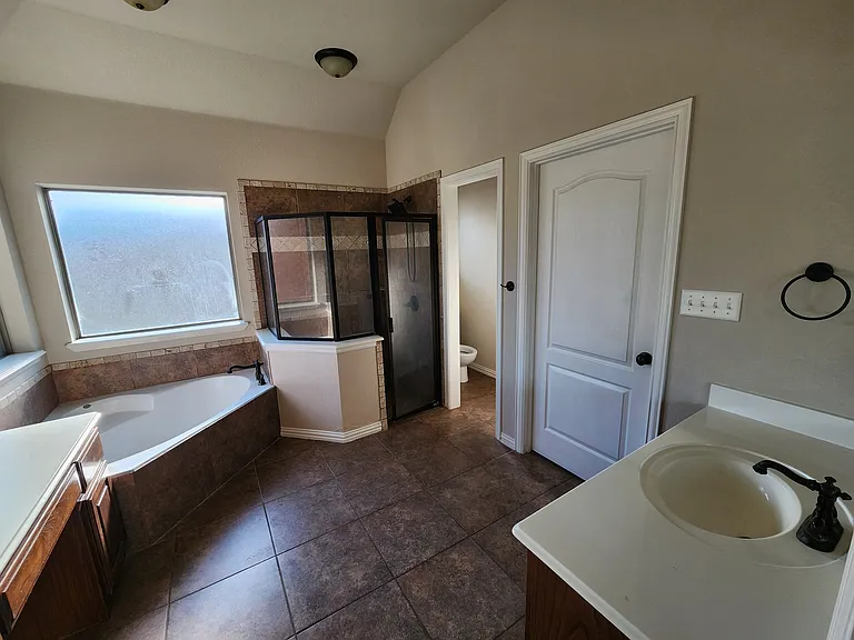 105 Winged Foot Dr — Photo 9