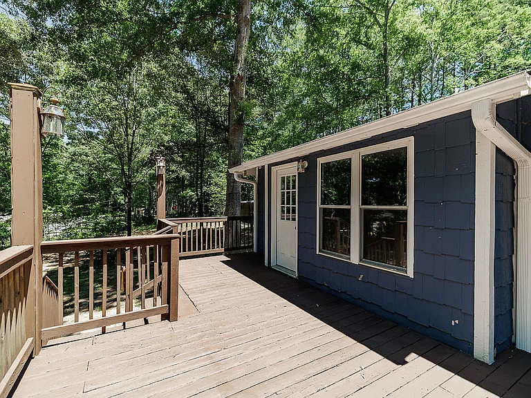 303 Brown Bridge Rd — Photo 21