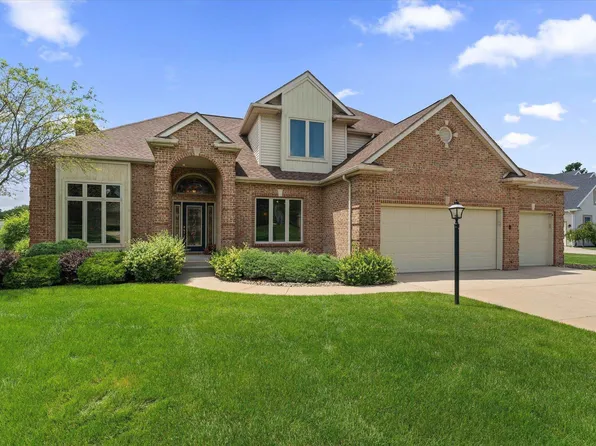 51459 Stapleford Ct, Granger, IN 46530