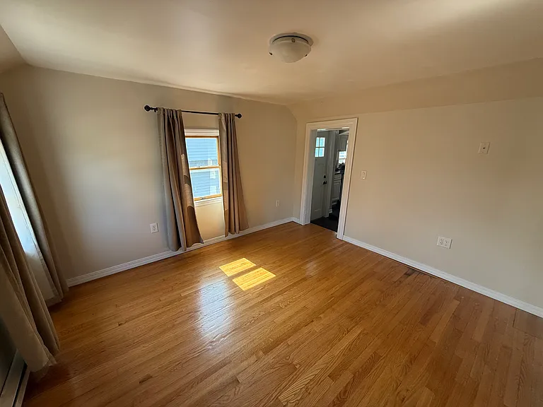 3 3rd St #2 — Photo 4