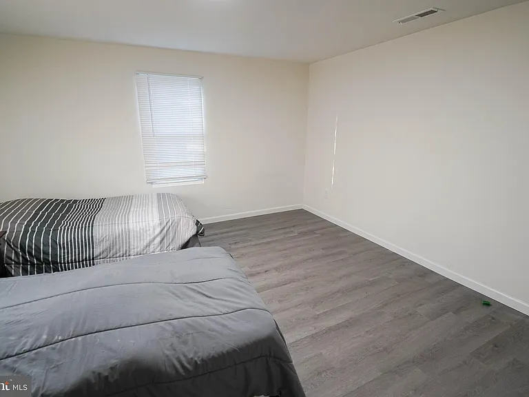 231 Newton St #B — Photo 23