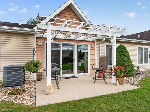 4305 Autumn Ridge Rd Unit 208, Cedar Falls, IA 50613