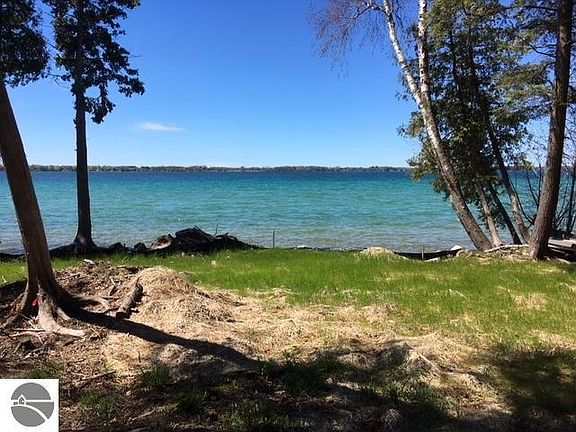 4th image of 10358 E Elk Lake Dr