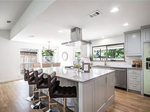 2nd image of 11156 Carissa Dr