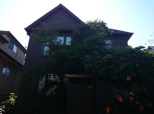 1917 Broadway E, Seattle, WA 98102