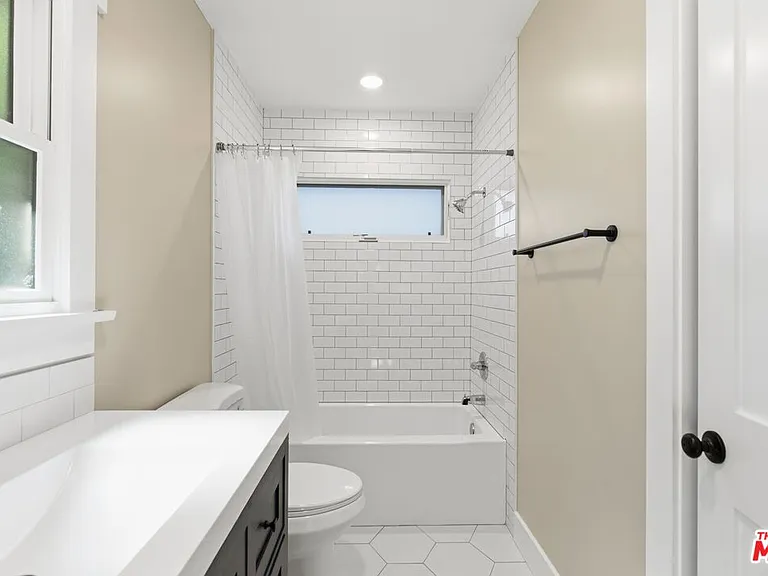 3102 5th Ave #3104 — Photo 10