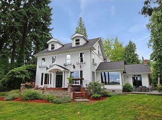 12956 Holmes Point Dr NE, Kirkland, WA 98034