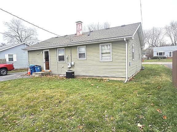 2nd image of 523 Westgate Dr