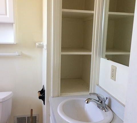 5th image of 216 N Downing St APT C
