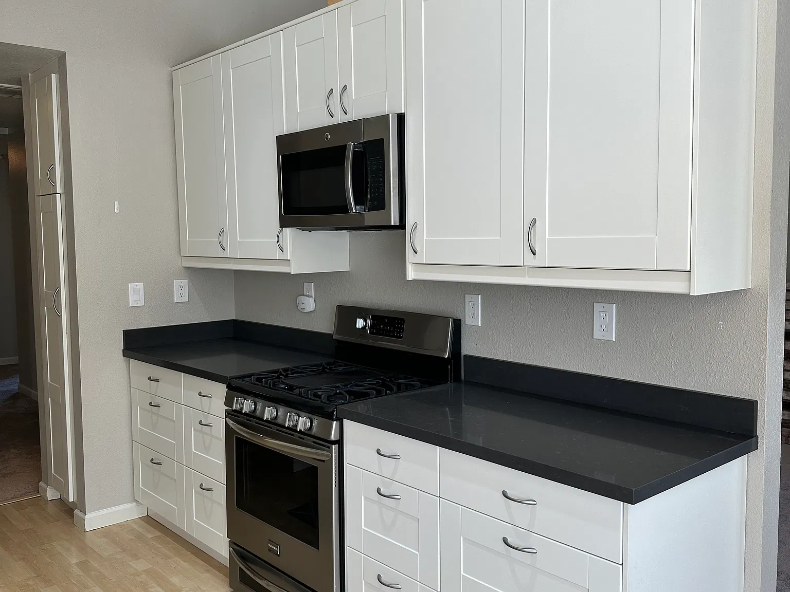 3 bed, 1276 sqft, $3,600 — Photo 1