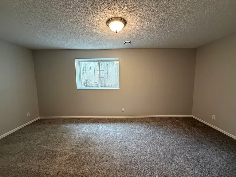2688 Pinkspire Ln E — Photo 26