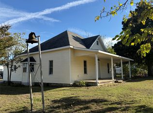 504 SW 1st St, Checotah, OK 74426