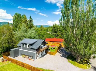 1047 & 1047B Columbia Ave, Whitefish, MT 59937