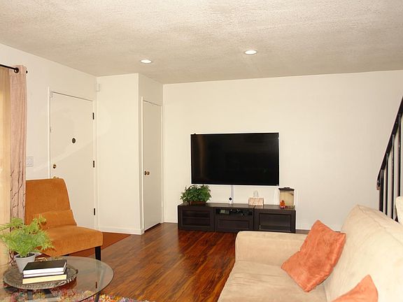 3rd image of 4473 Madrid Ct