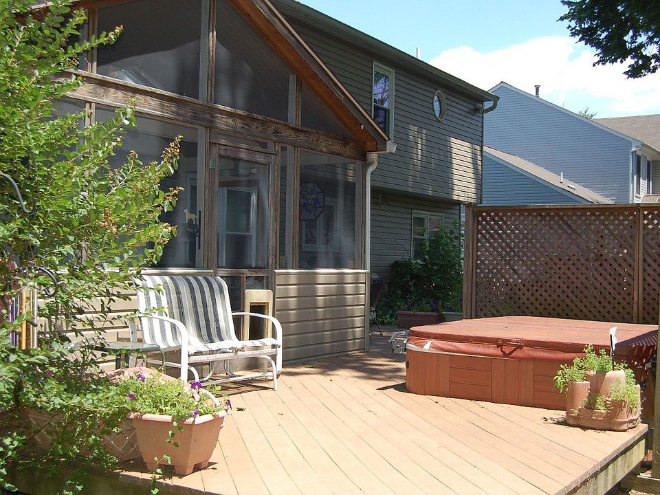 2nd image of 4216 Cherry Valley Dr