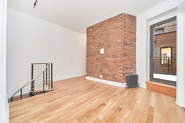 Rented by Living New York | media 21