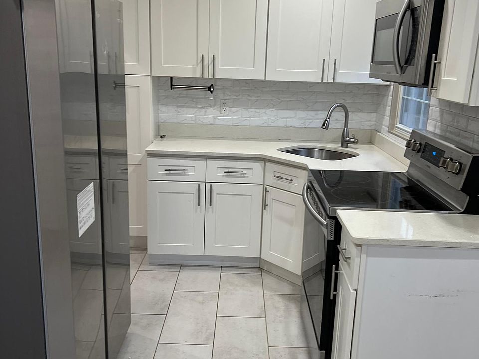 1st image of 78-40 271st St