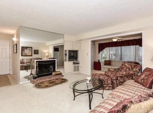 2281 Hunters Run Dr, Reston, VA 20191