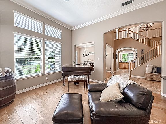 5th image of 128 Laurel Ridge Dr