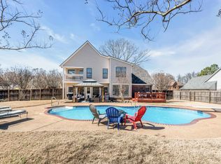 1298 Pin Pointe Dr, Collierville, TN 38017