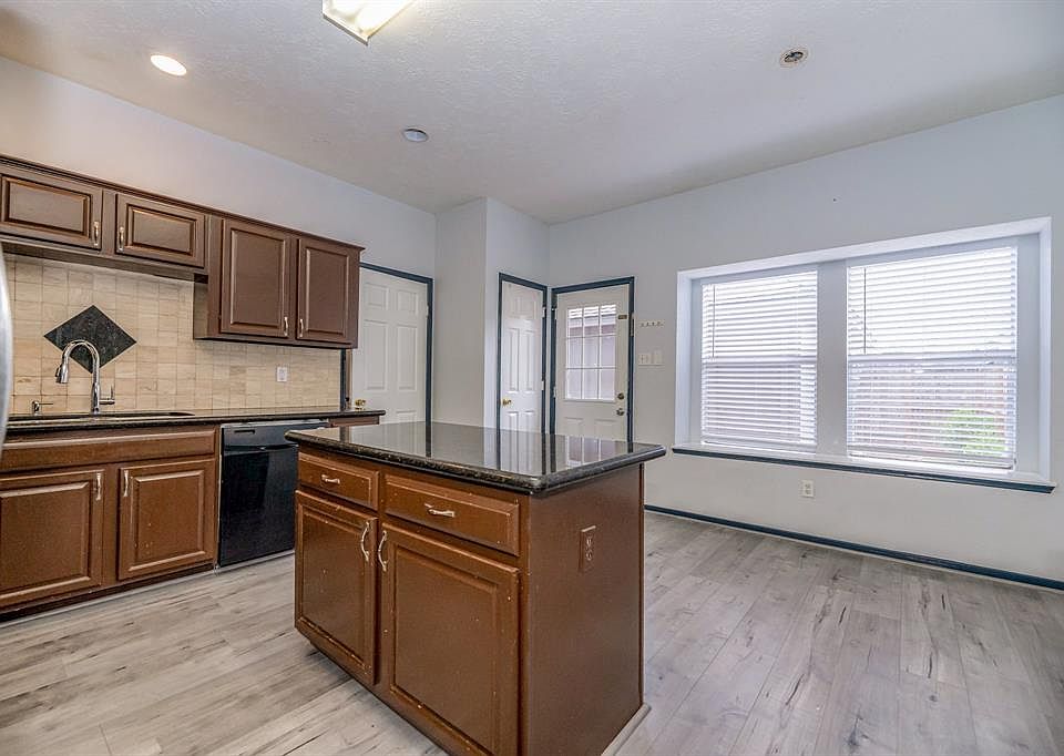 1st image of 1439 El Camino Village Dr