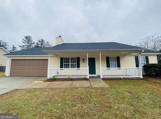 1 Chelsea Ln, Grantville, GA 30220