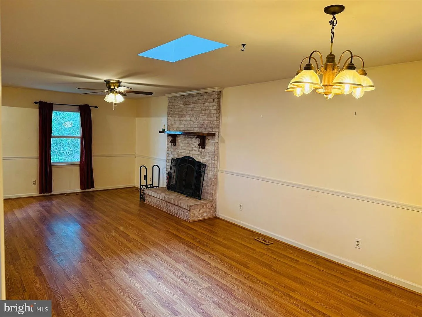 3 bed, 1330 sqft, $2,500 — Photo 3