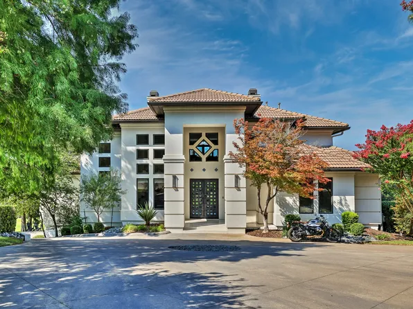 6624 Cherry Hills Dr, Fort Worth, TX 76132