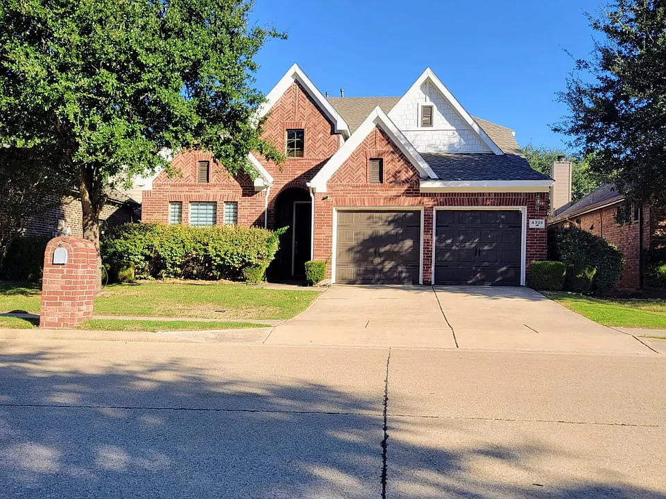 4308 Lee Hutson Dr