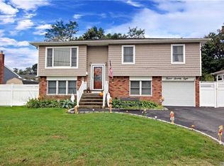1278 America Ave, West Babylon, NY 11704