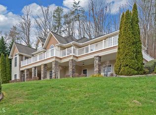 317 Ash Branch Cir #26-C, Hayesville, NC 28904
