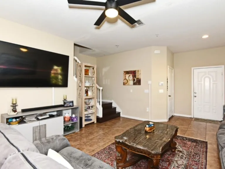 2479 Passamonte Dr — Photo 2