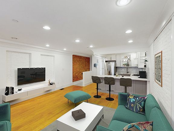 3rd image of 260 W 132nd St #1