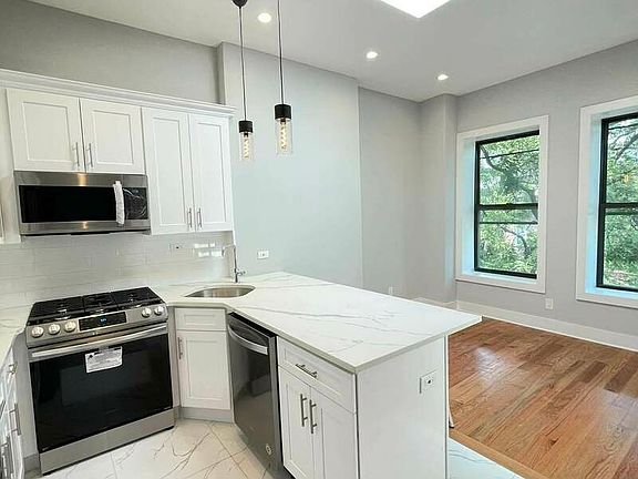 2nd image of 490 Chauncey St Floor 3