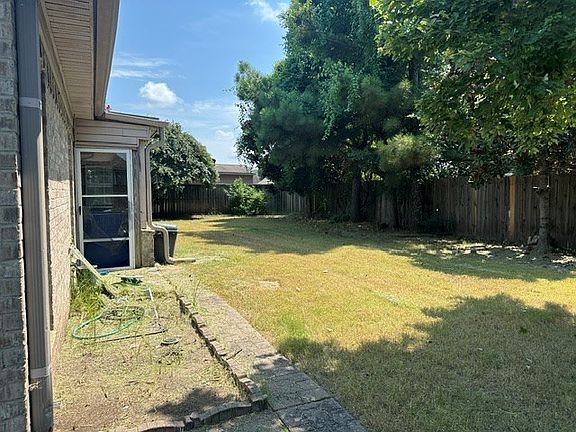 4th image of 840 Belle Rive Dr