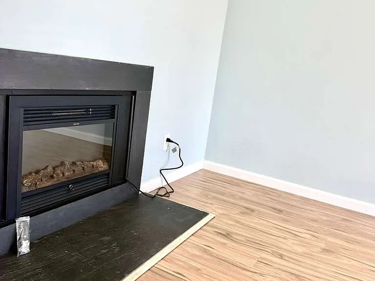 1 Warren Lodge Ct #2D — Photo 6
