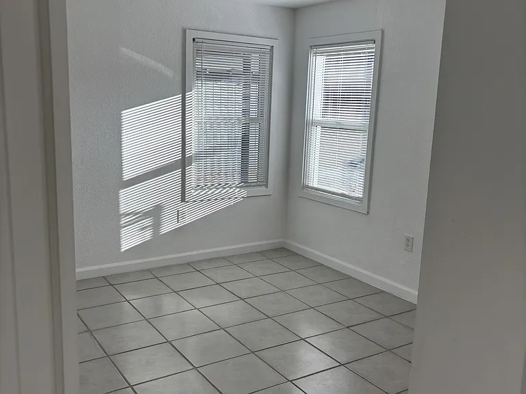 1227 Say Rd — Photo 17